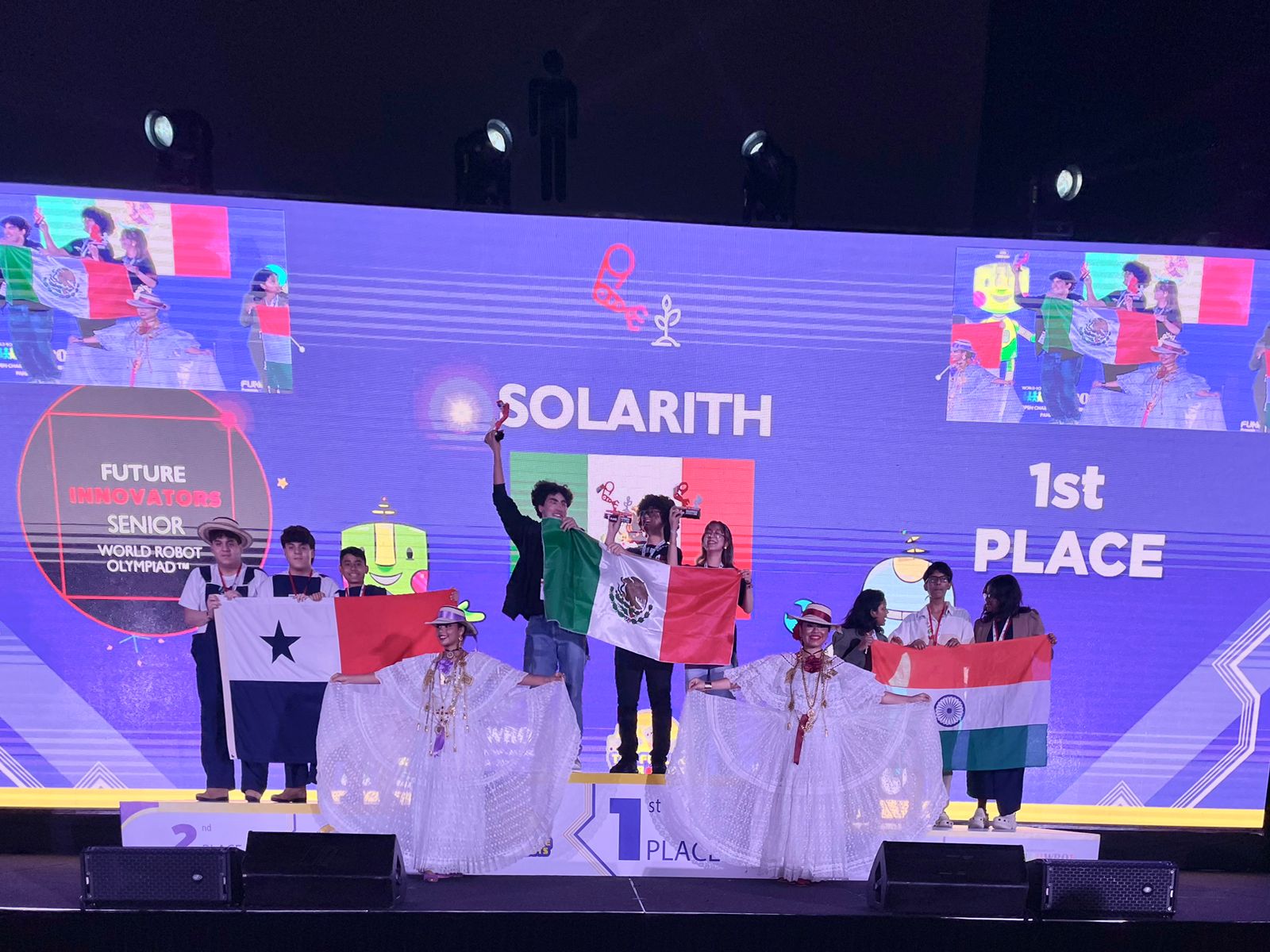 Equipo organizador de WRO Mexico listo para atender tus consultas sobre robótica educativa